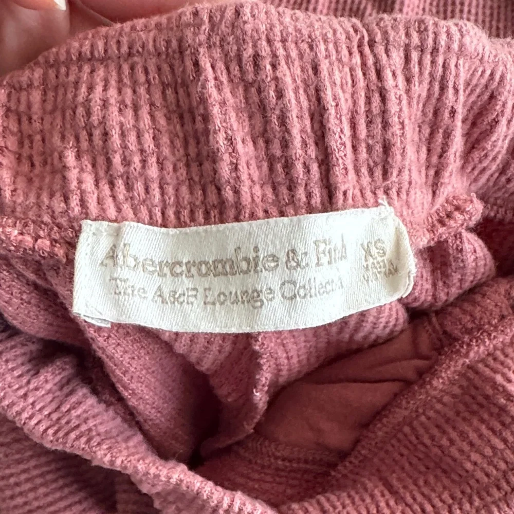 Abercrombie & Fitch Pink Ribbed Tank and Pants Set - Picture 4 of 4